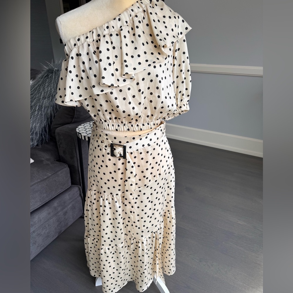 Polka Dot Ruffle One shoulder Crop top and Skirt. Comes as a set. Size 6